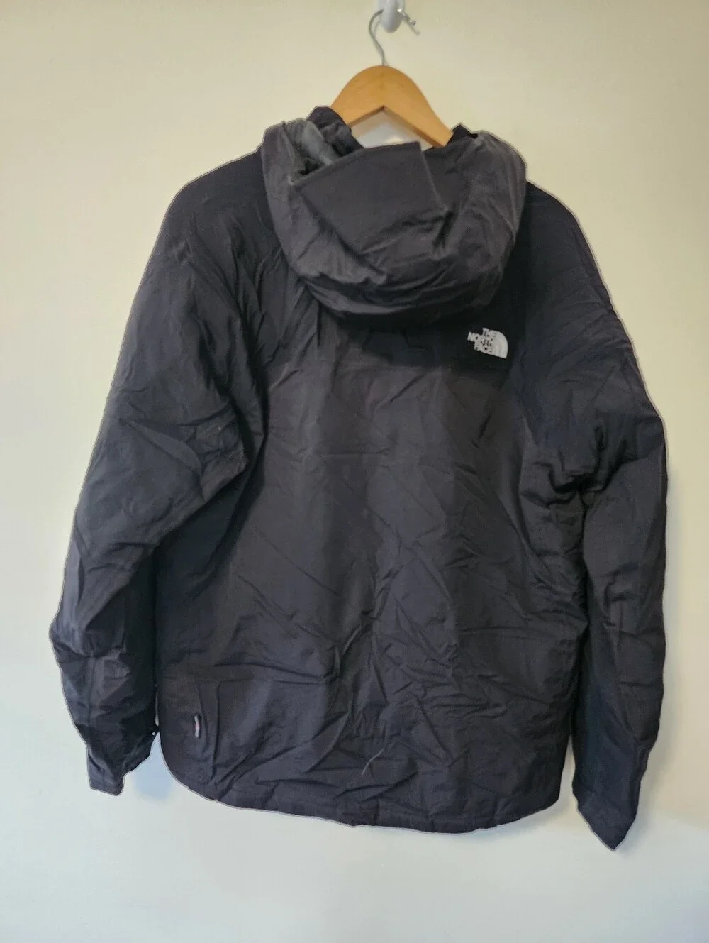 The North Face Men’s Black Hooded Rain Shell Jacket